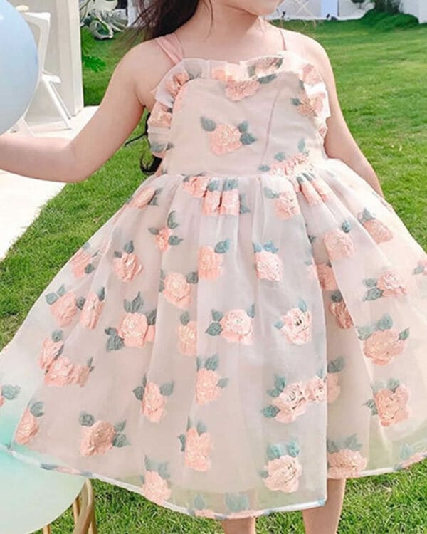 Φόρεμα μπεζ με τριαντάφυλλα και ανοιχτή πλάτη με φιόγκο - Image 2