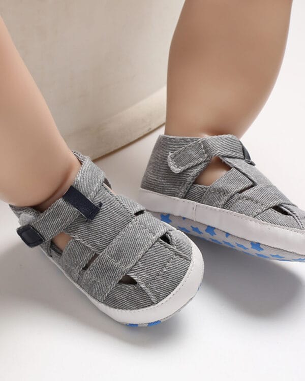 Πέδιλα αγκαλιάς γκρι με χρατς - Image 3