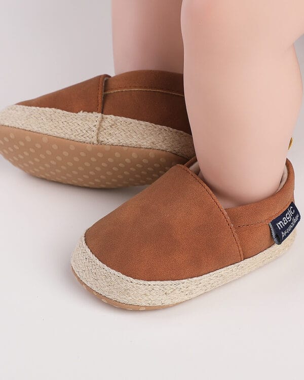 Παπούτσια αγκαλιάς καφέ τύπου εσπαντρίγιες σουέτ - Image 3