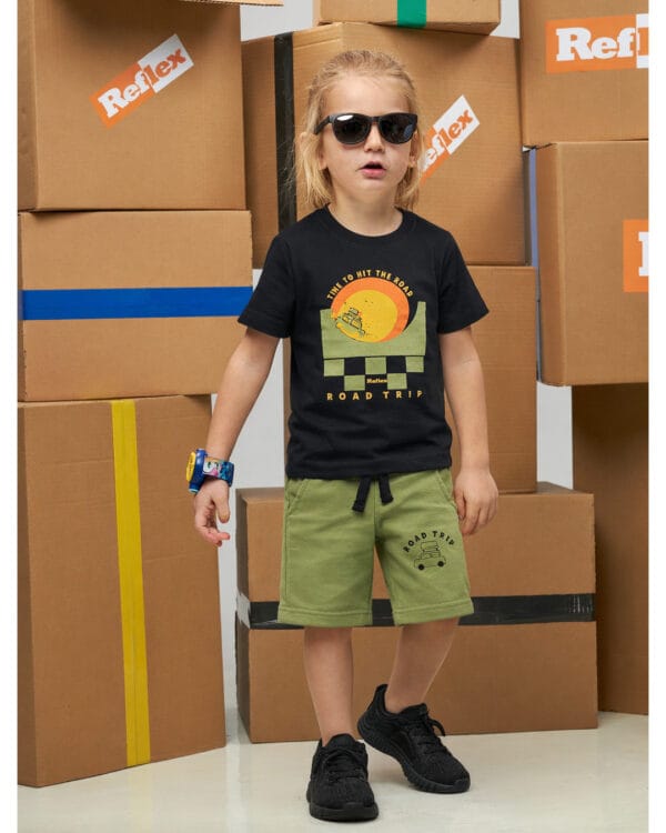 Παιδικό σετ μαύρο-λαδί Ηλιοβασίλεμα με σορτς - Image 2