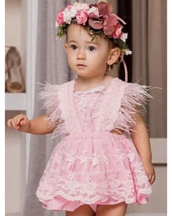 Βρεφικό κορμάκι ροζ με δαντέλα και πούπουλα - Image 2