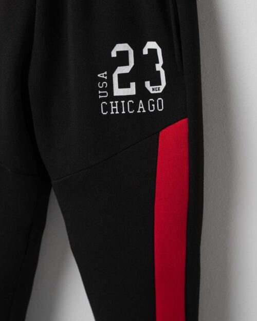 Παιδικό σετ φόρμας fleece κόκκινο-μαύρο 23 Chicago - Image 3
