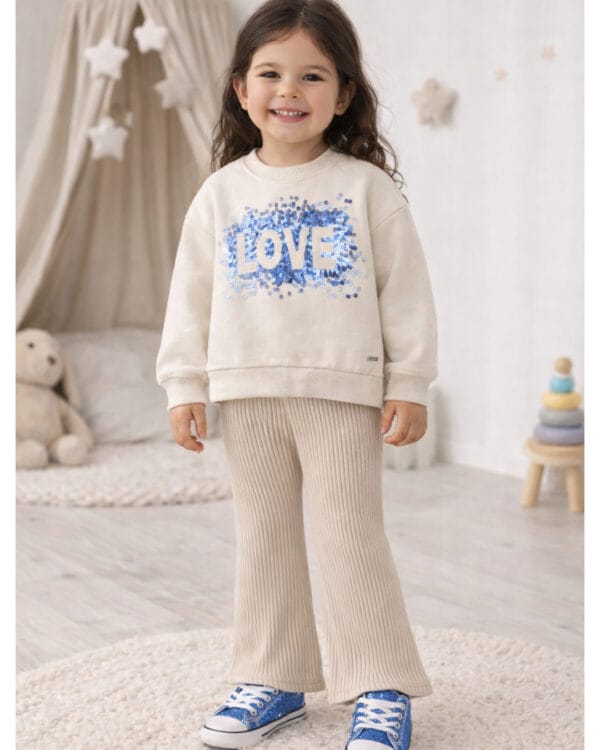 Παιδικό σετ στο χρώμα της βανίλιας με παντελόνι ριπ καμπάνα - Image 2
