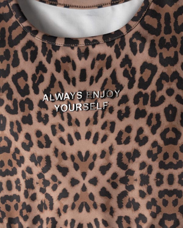 Παιδικό σετ λεοπάρ με κολάν biker - Image 4