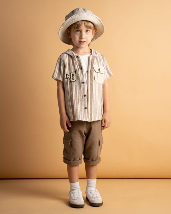Παιδικό σετ μπεζ-καφέ λινό με πουκάμισο (3τμχ) - Image 2