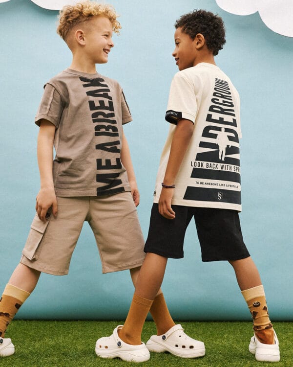 Παιδικό σετ μπεζ-μαύρο με σορτς Underground - Image 2