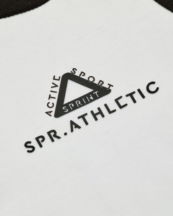 Παιδικό σετ λευκό-μαύρο με σορτς-φούστα - Image 4