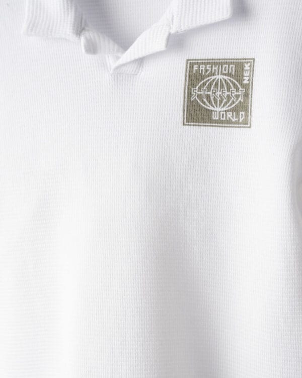 Παιδικό σετ πικέ λευκό-χακί με βερμούδα - Image 2