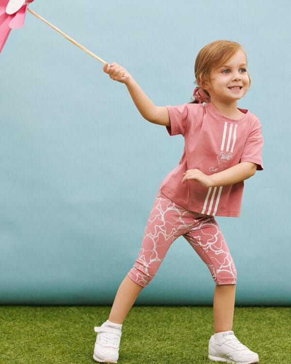 Παιδικό σετ ροζ με κολάν capri και scrunchie Minnie - Image 2