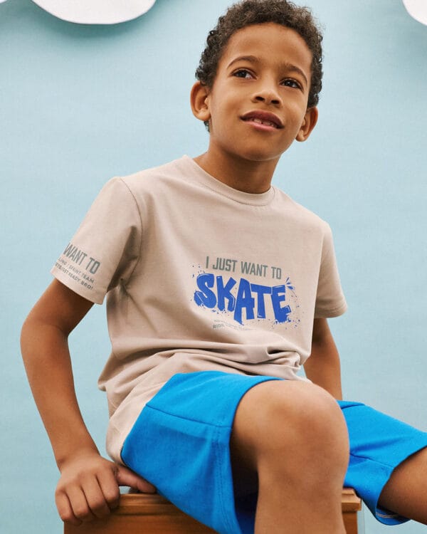 Παιδικό σετ γκρι-μπλε με σορτς Skate - Image 3