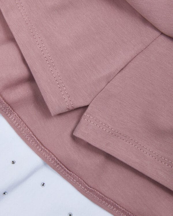 Παιδικό σετ λευκό-ροζ της πούδρας με στρας και σορτς-φούστα - Image 2