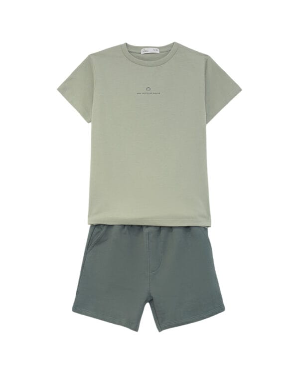 Παιδικό σετ φυστικί-χακί με σορτς