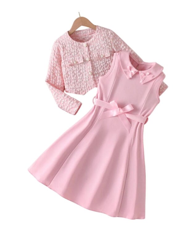 Παιδικό φόρεμα ροζ με ανάγλυφο μπολερό