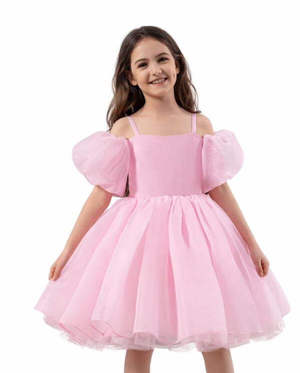 Παιδικό φόρεμα ροζ με μεγάλο εντυπωσιακό φιόγκο στην πλάτη