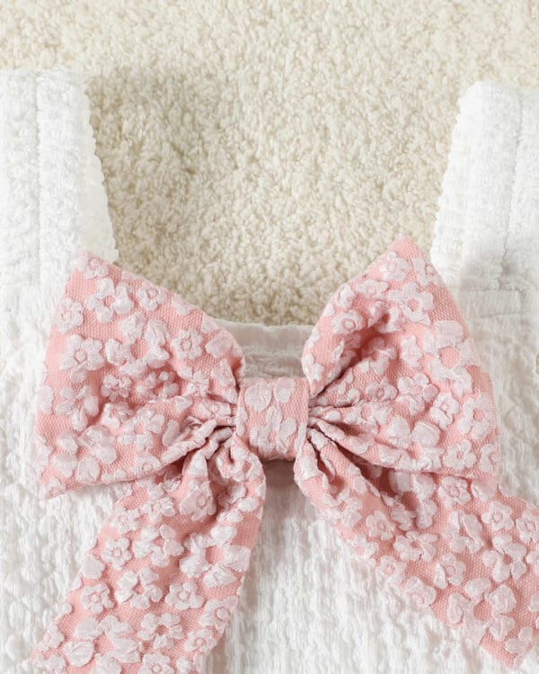Βρεφικό σετ λευκό-ροζ ανάγλυφο floral με φούστα - Image 2