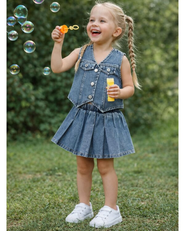 Παιδικό σετ total denim με γιλέκο και φούστα - Image 2