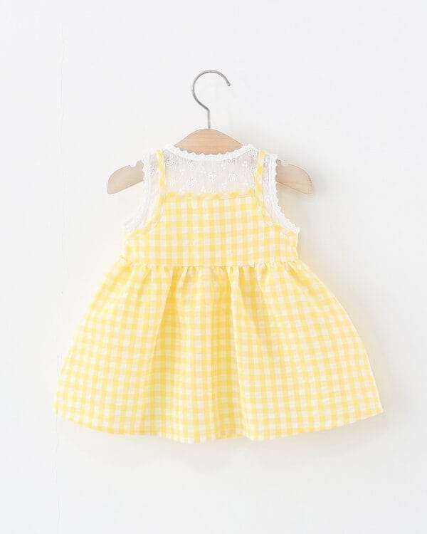 Βρεφικό φόρεμα κίτρινο καρό με τσαντάκι - Image 3