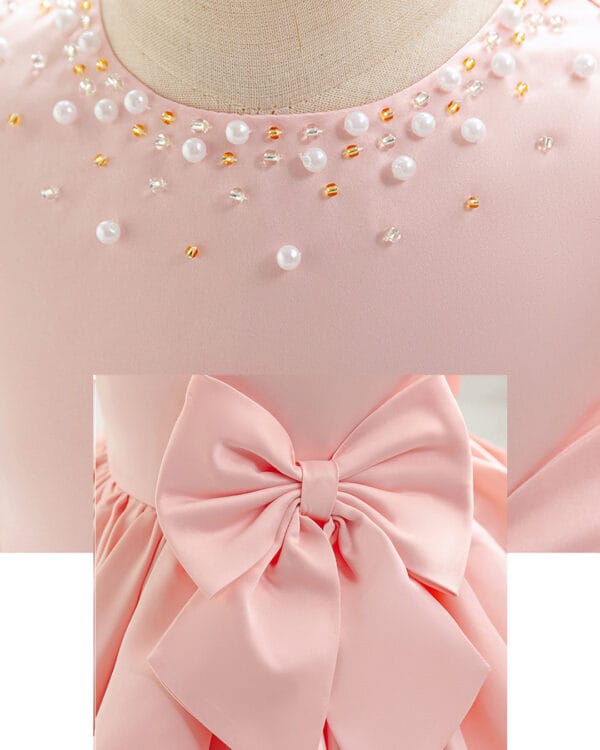 Παιδικό φόρεμα σομόν σατινέ με πέρλες και χάντρες - Image 4