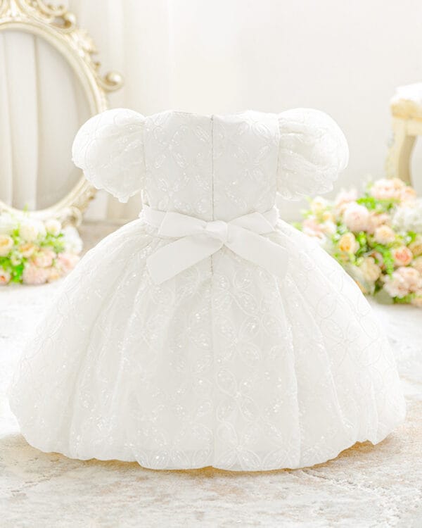 Παιδικό φόρεμα λευκό baloon με κεντημένα λουλούδια με παγιέτες - Image 2
