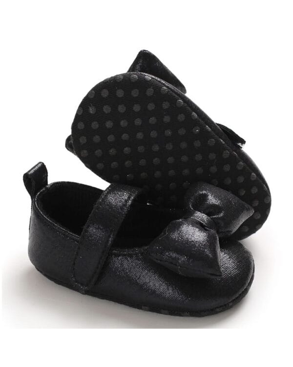 Μπαλαρίνες αγκαλιάς μαύρες μεταλιζέ με φουσκωτό φιογκάκι - Image 3