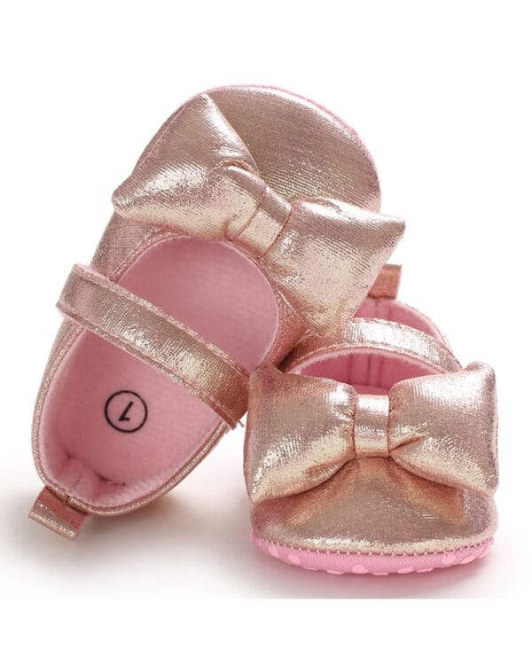 Μπαλαρίνες αγκαλιάς ροζ μεταλιζέ με φουσκωτό φιογκάκι - Image 3