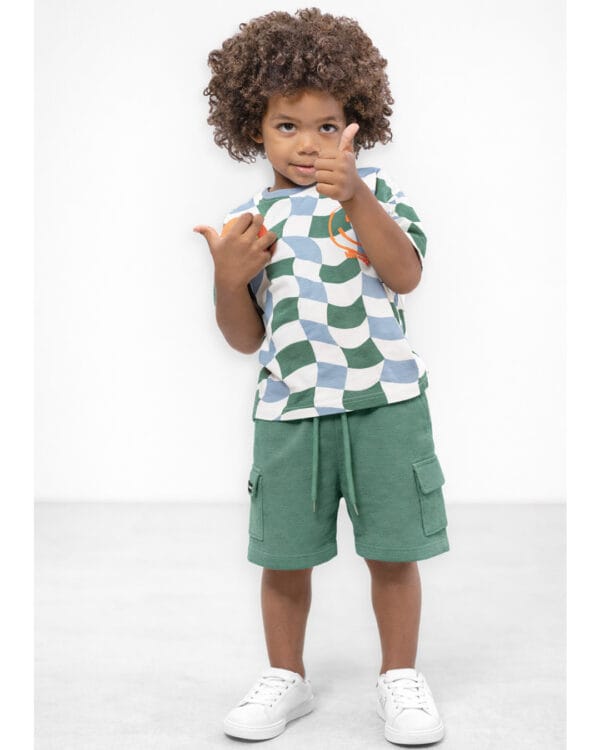 Παιδικό σετ πράσινο-μπλε με πικέ σορτς cargo - Image 2