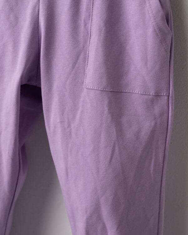 Παιδικό σετ φόρμας αχνούδιαστο λευκό-λιλά Μονόκερος - Image 3