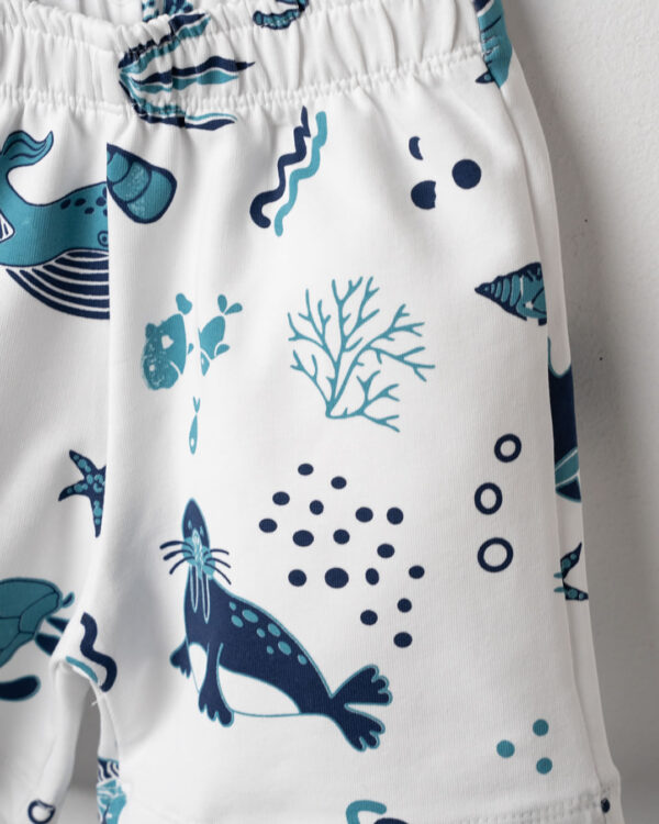 Βρεφικό σετ μπλε-λευκό με σορτς Ζωάκια της Θάλασσας - Image 2