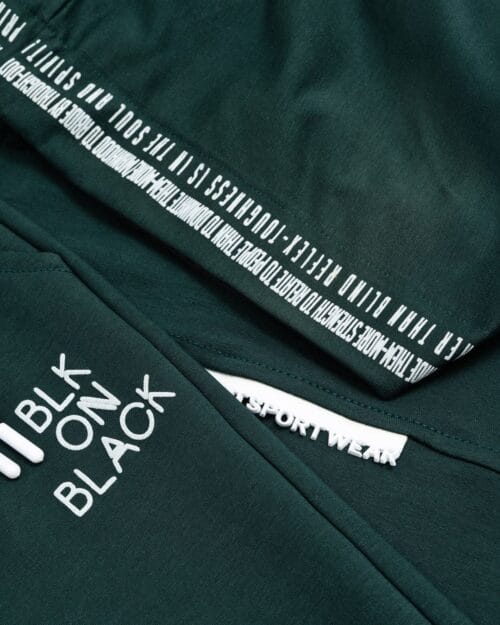 Παιδικό σετ φόρμας αχνούδιαστο κυπαρισσί Sport Wear - Image 3